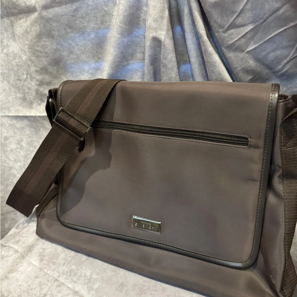 Givency Parfum‎ computer laptop Chocolate, brown microfiber Crossbody bag